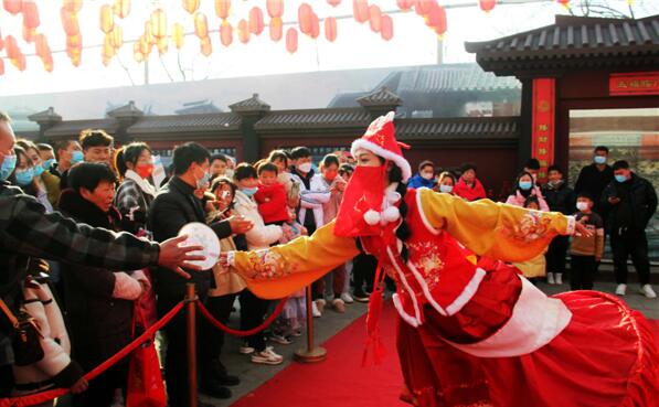 书香新年意境新 虎年添翼向未来