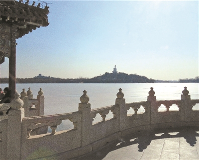 中轴线西的三典范