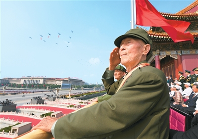 礼成聚众志 笔落寄山河(人民家书)