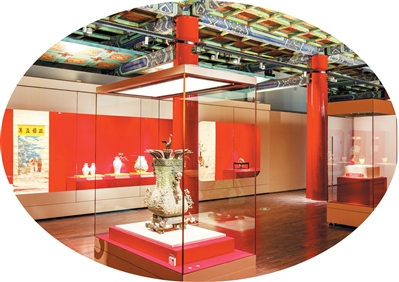 铺展故宫博物院百年长卷